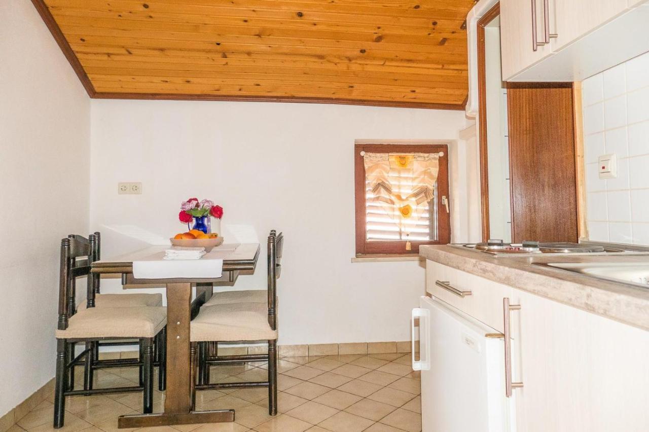Apartments Pahljina Palit Dış mekan fotoğraf