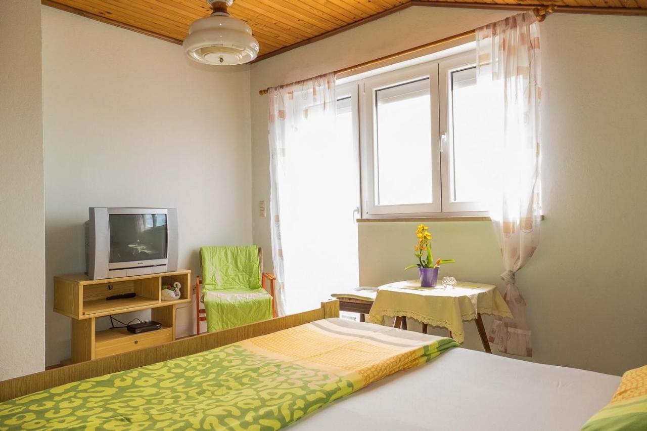 Apartments Pahljina Palit Dış mekan fotoğraf