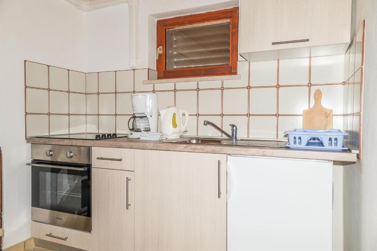 Apartments Pahljina Palit Dış mekan fotoğraf